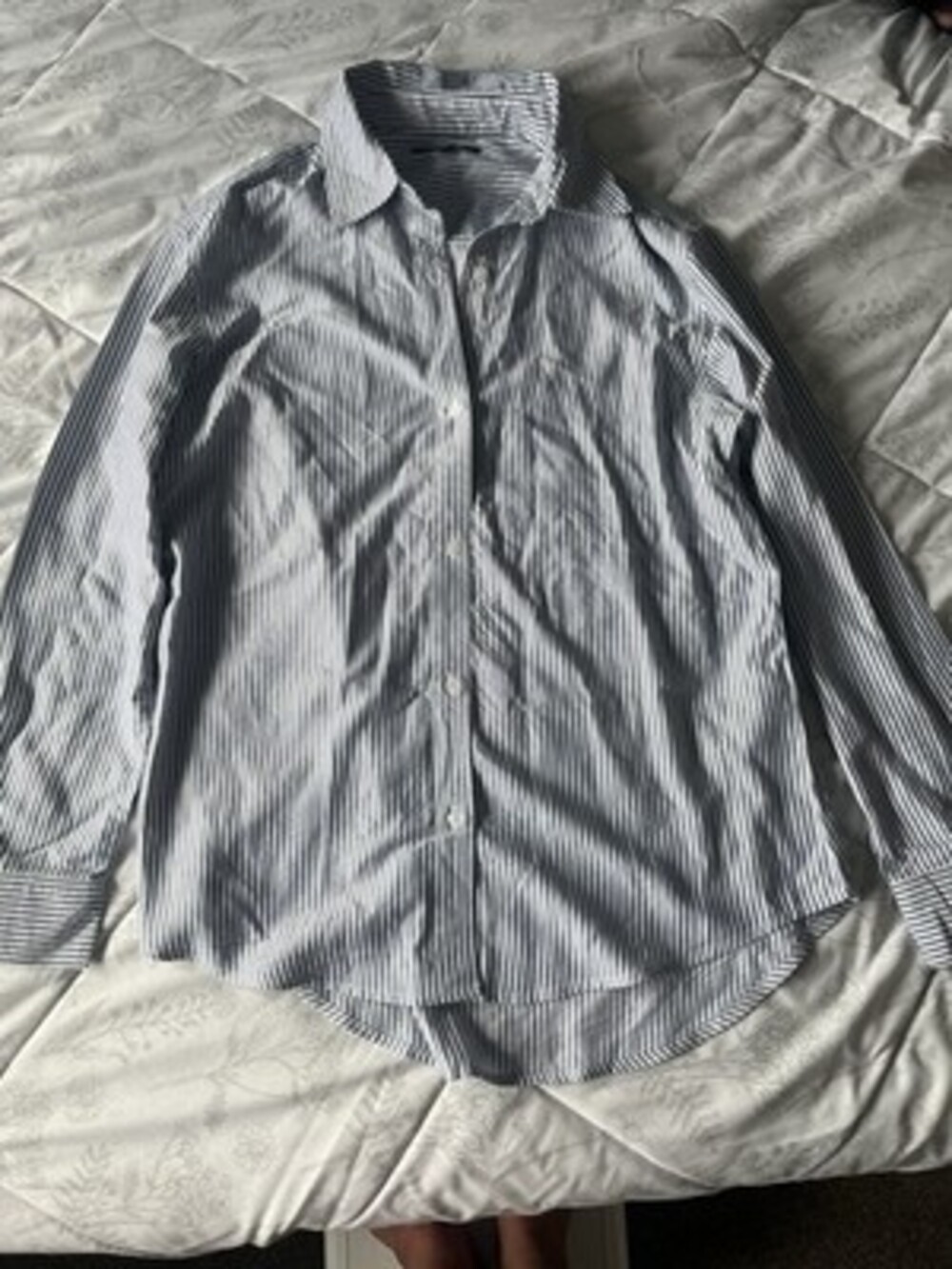 TAHARI 100% Rayon Button Down Shirt Men's Med. White/Blue Long Sleeve Collared